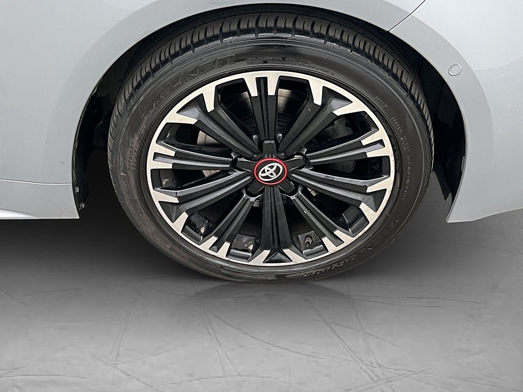Vehicle Image 10