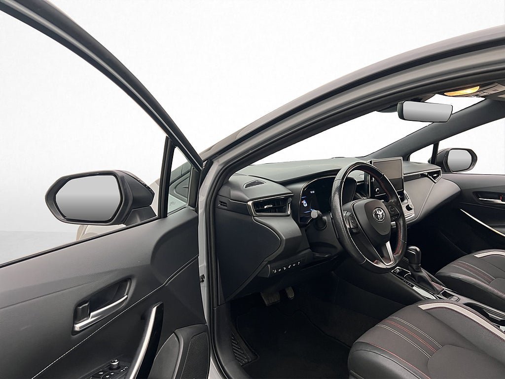 Vehicle Image 11