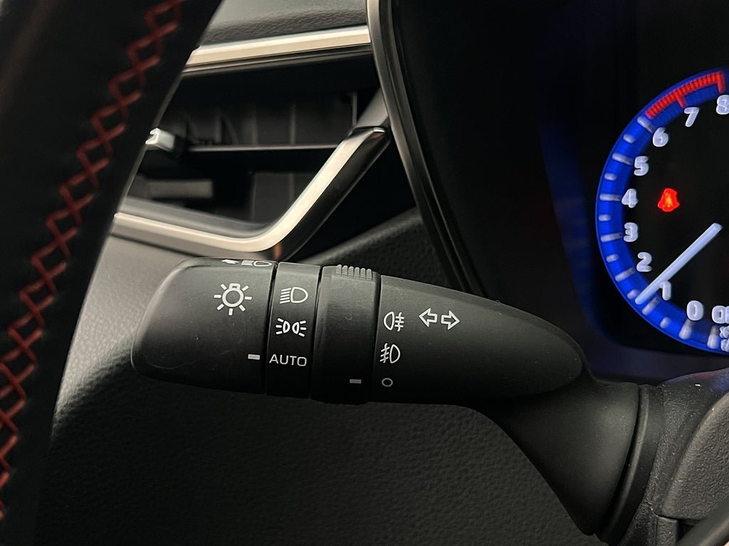 Vehicle Image 28
