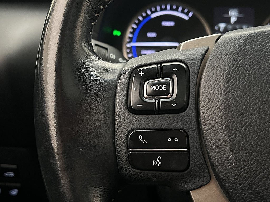 Vehicle Image 34
