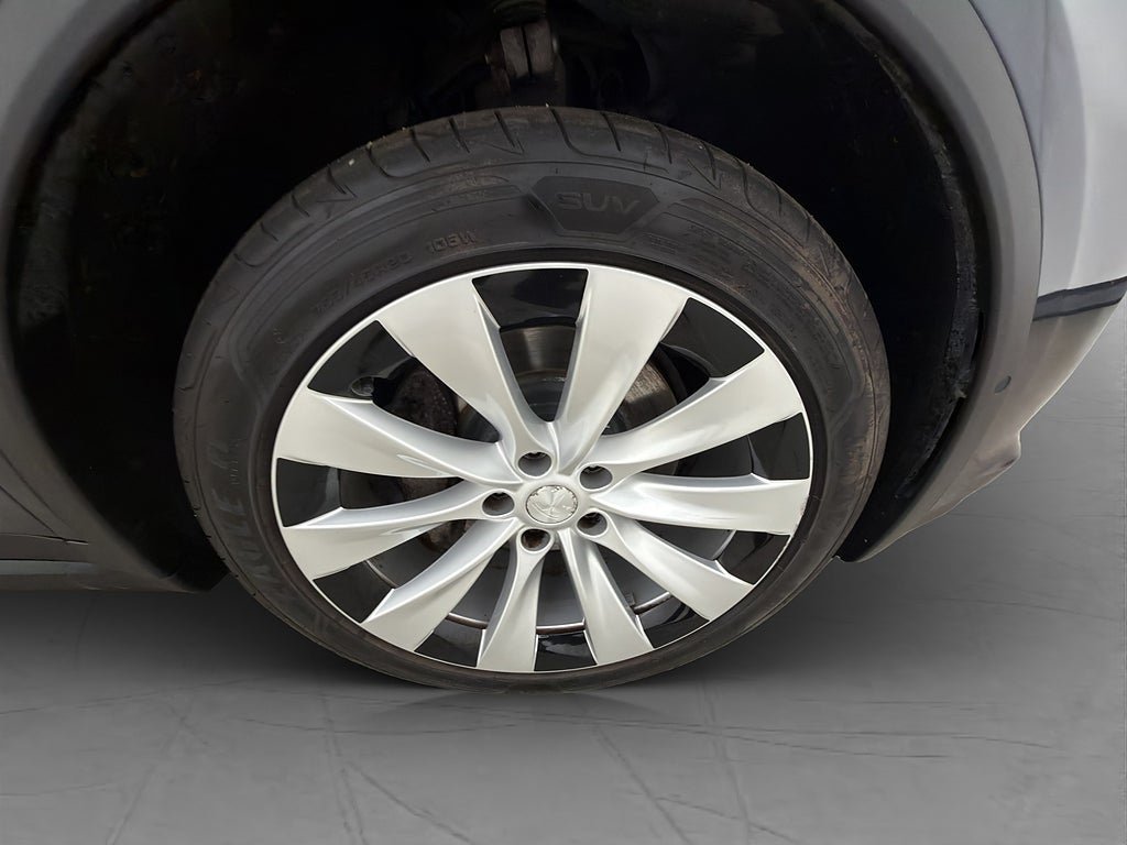 Vehicle Image 38