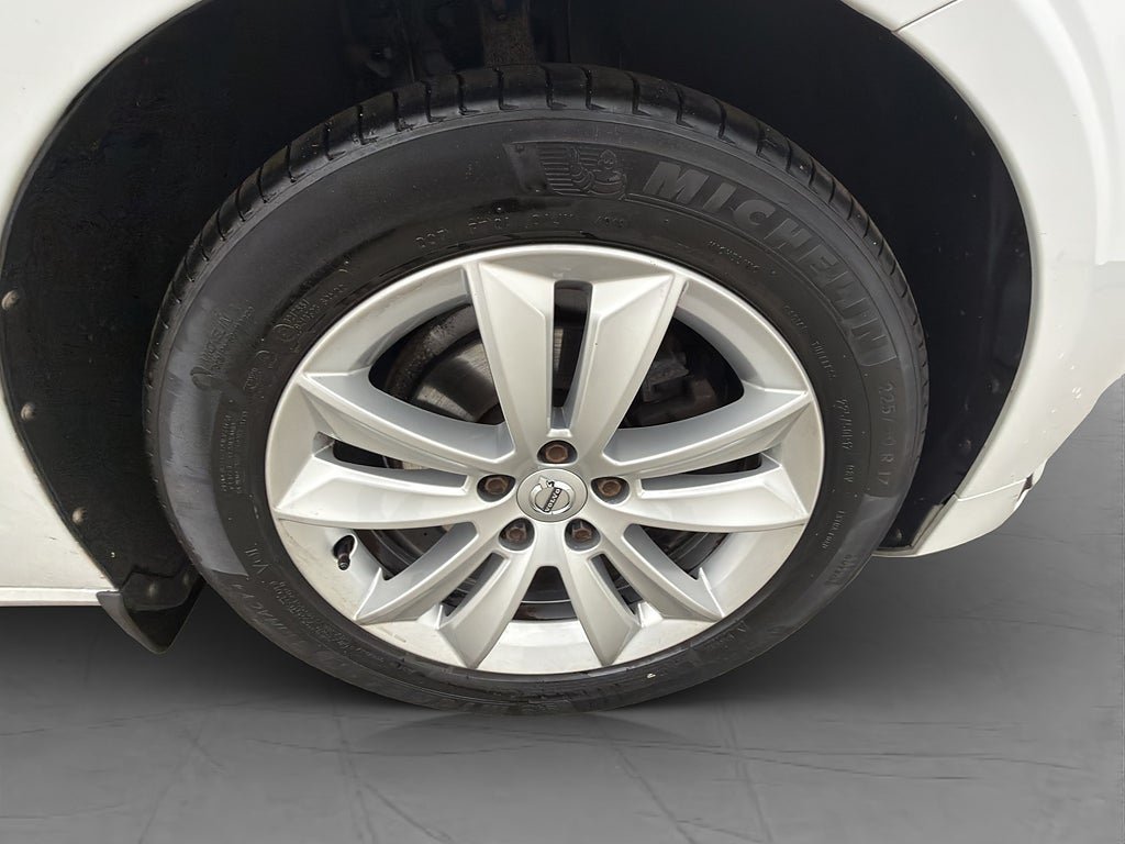 Vehicle Image 38