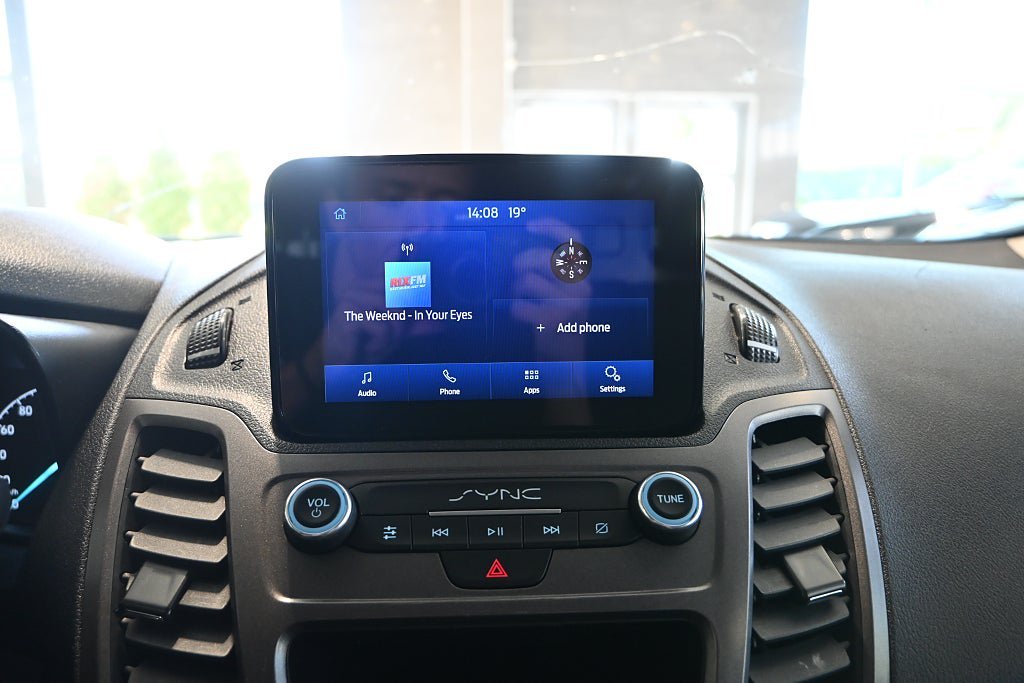 Vehicle Image 14