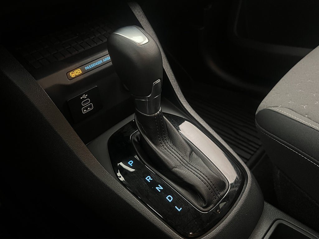 Vehicle Image 26