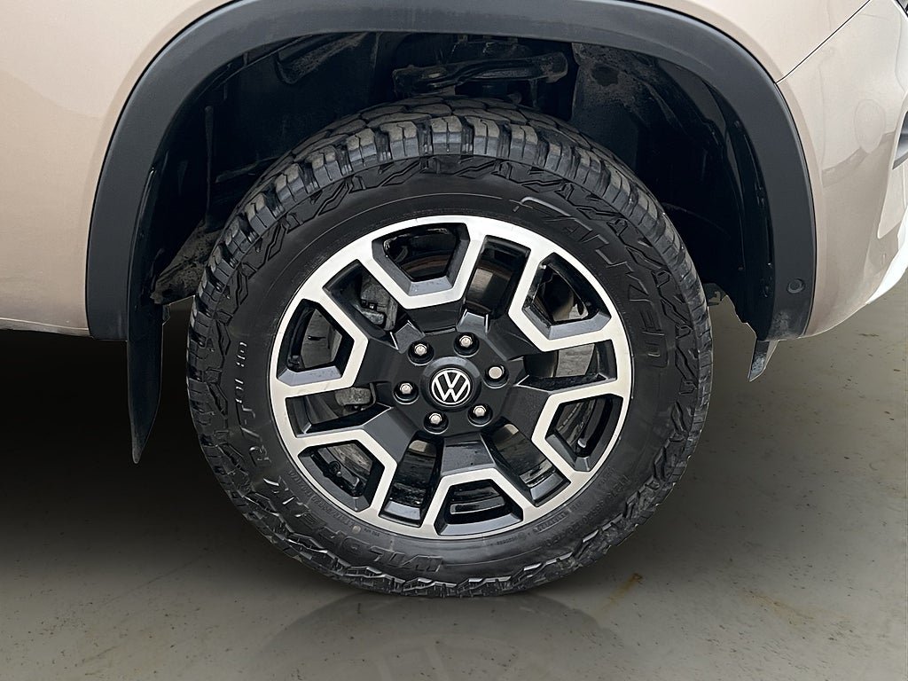 Vehicle Image 35