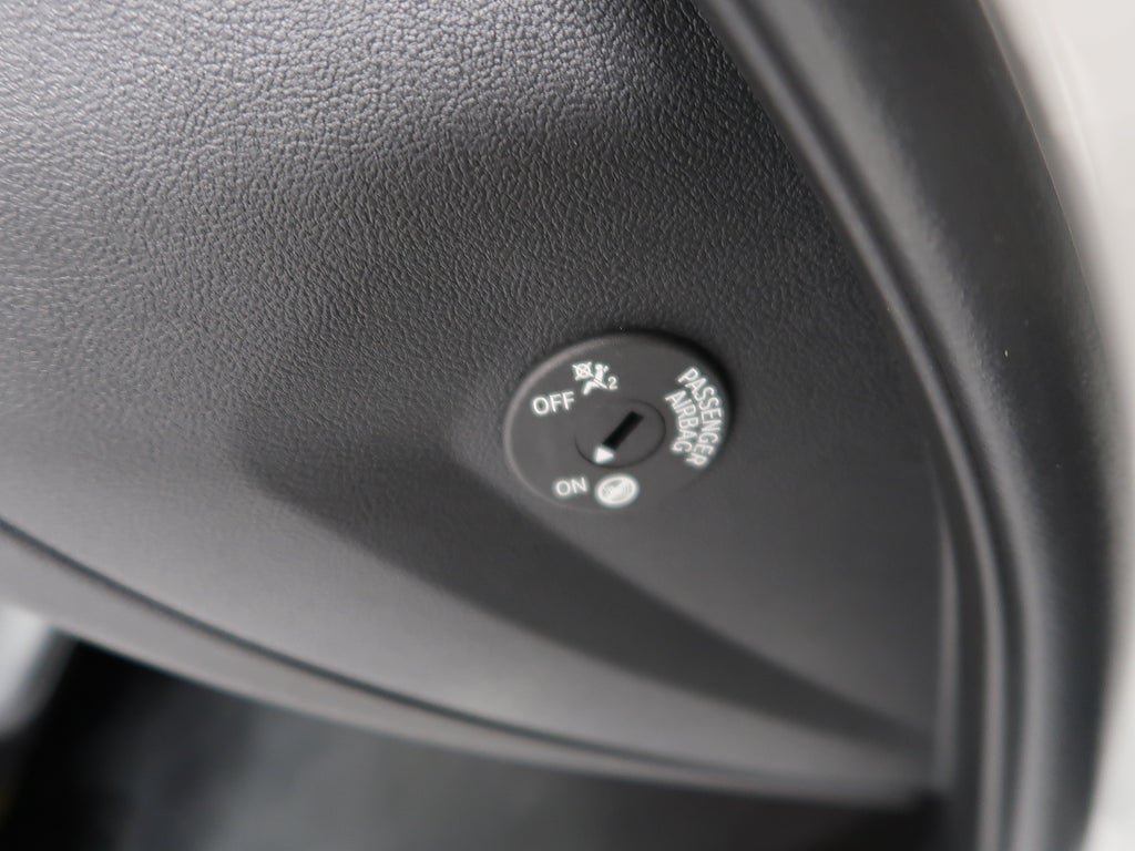 Vehicle Image 33