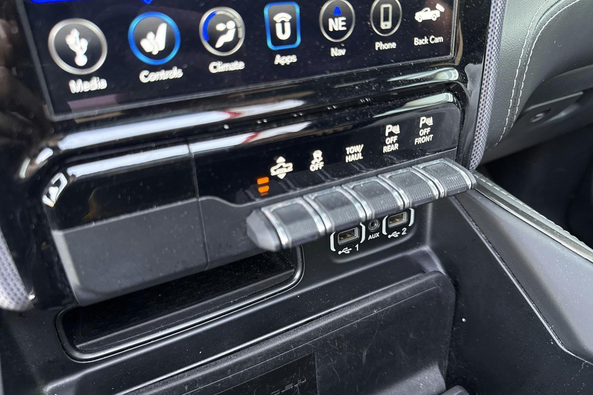 Vehicle Image 14