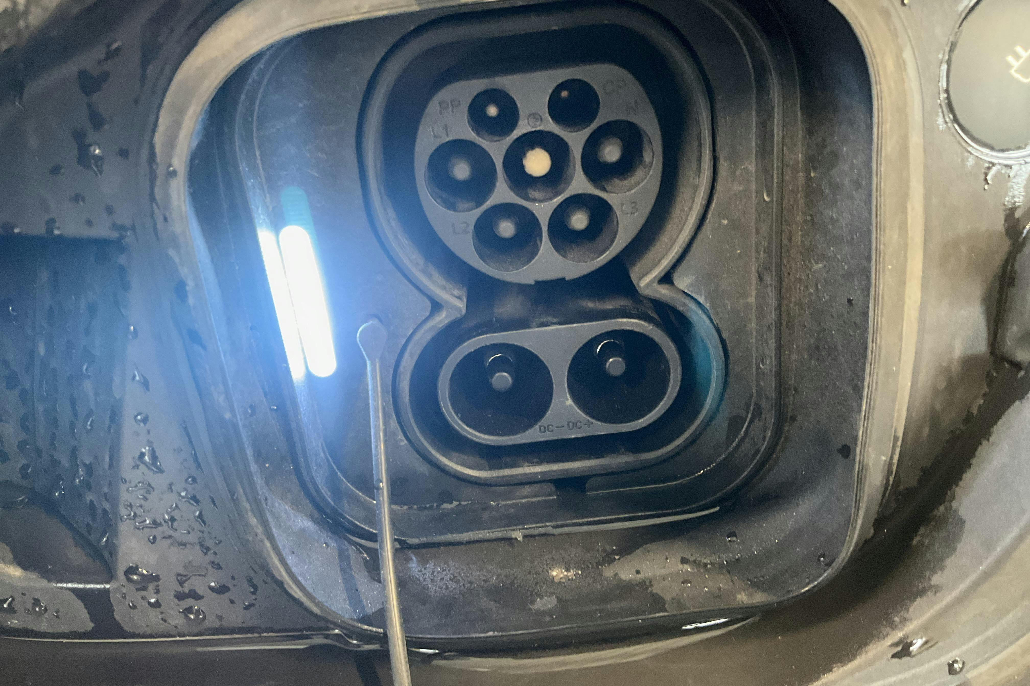 Vehicle Image 15