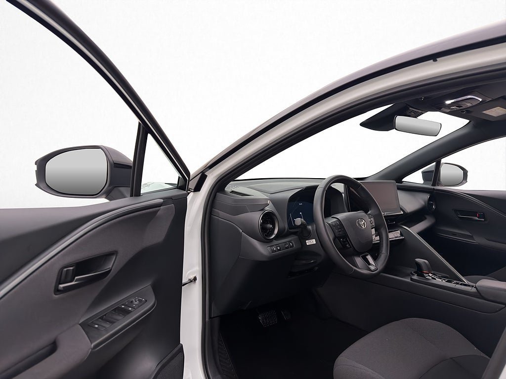 Vehicle Image 9