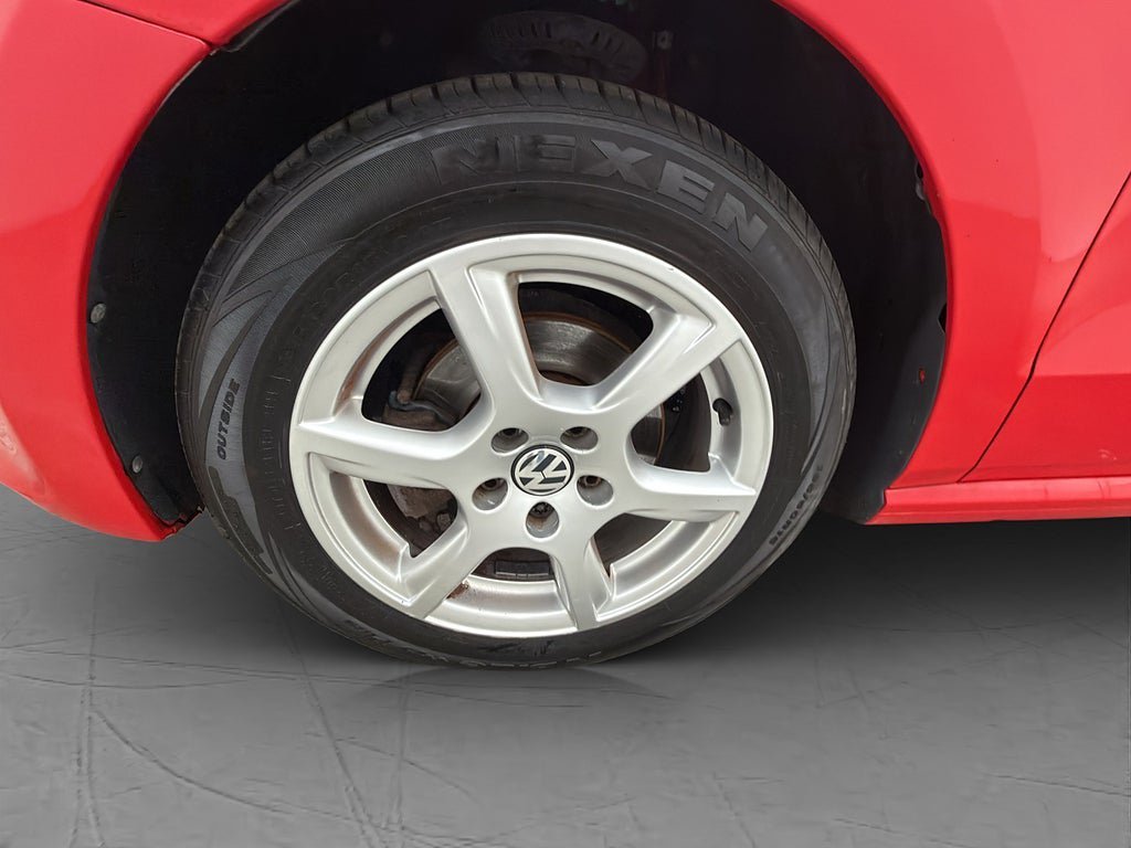 Vehicle Image 23