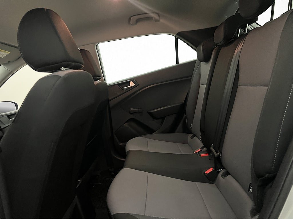 Vehicle Image 19
