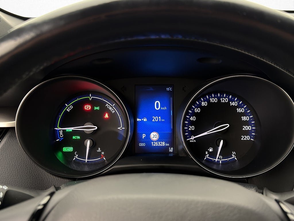 Vehicle Image 16