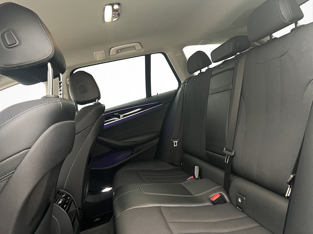 Vehicle Image 27