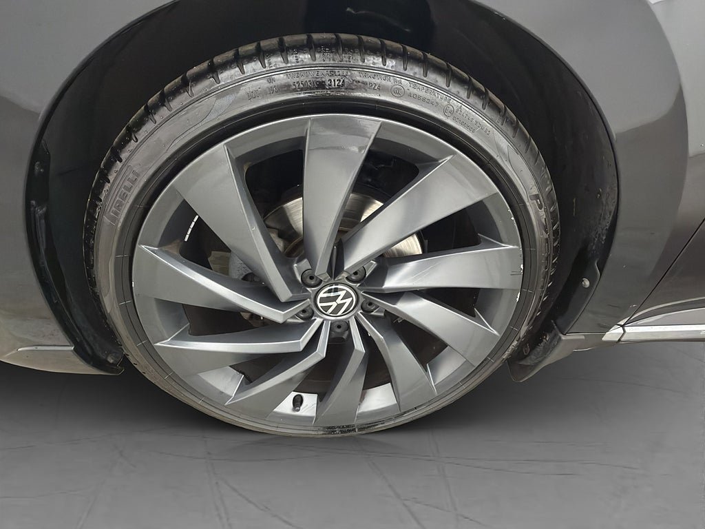 Vehicle Image 30