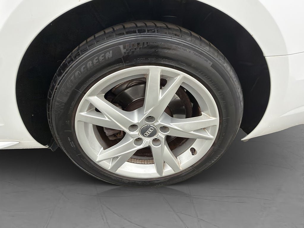 Vehicle Image 31