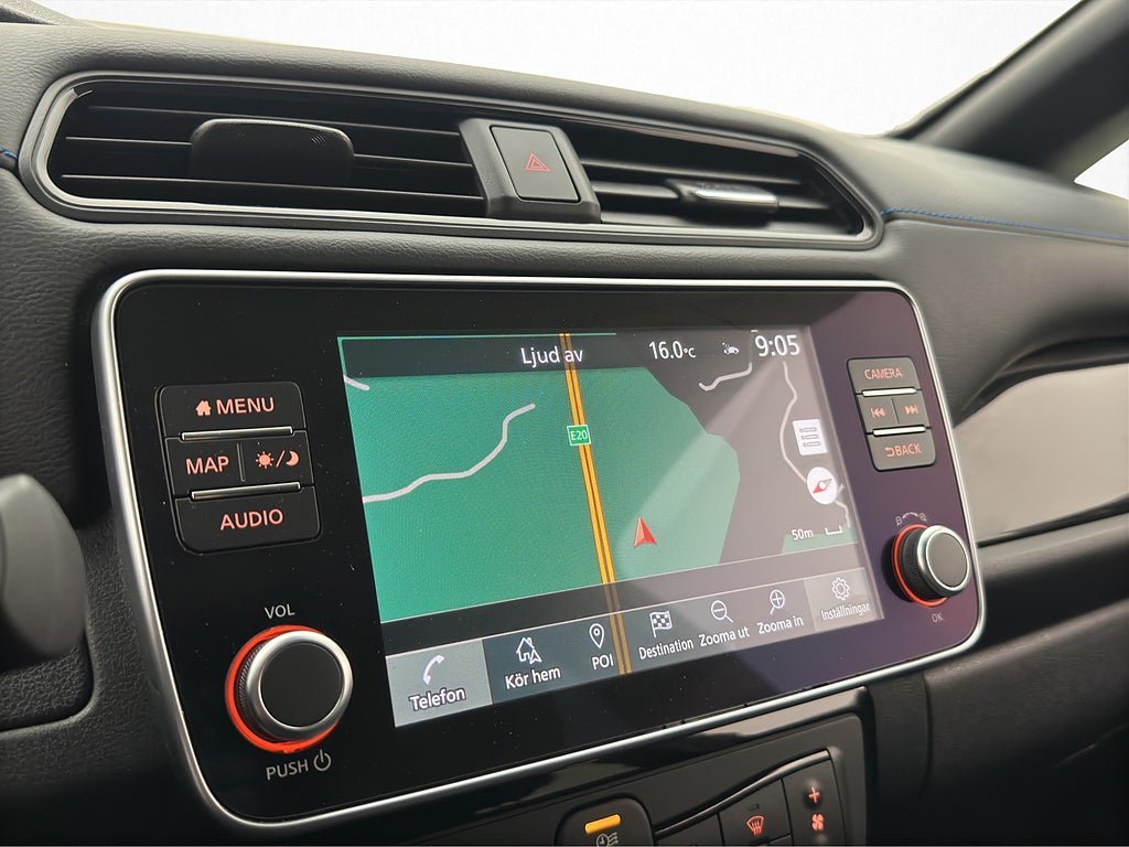 Vehicle Image 23