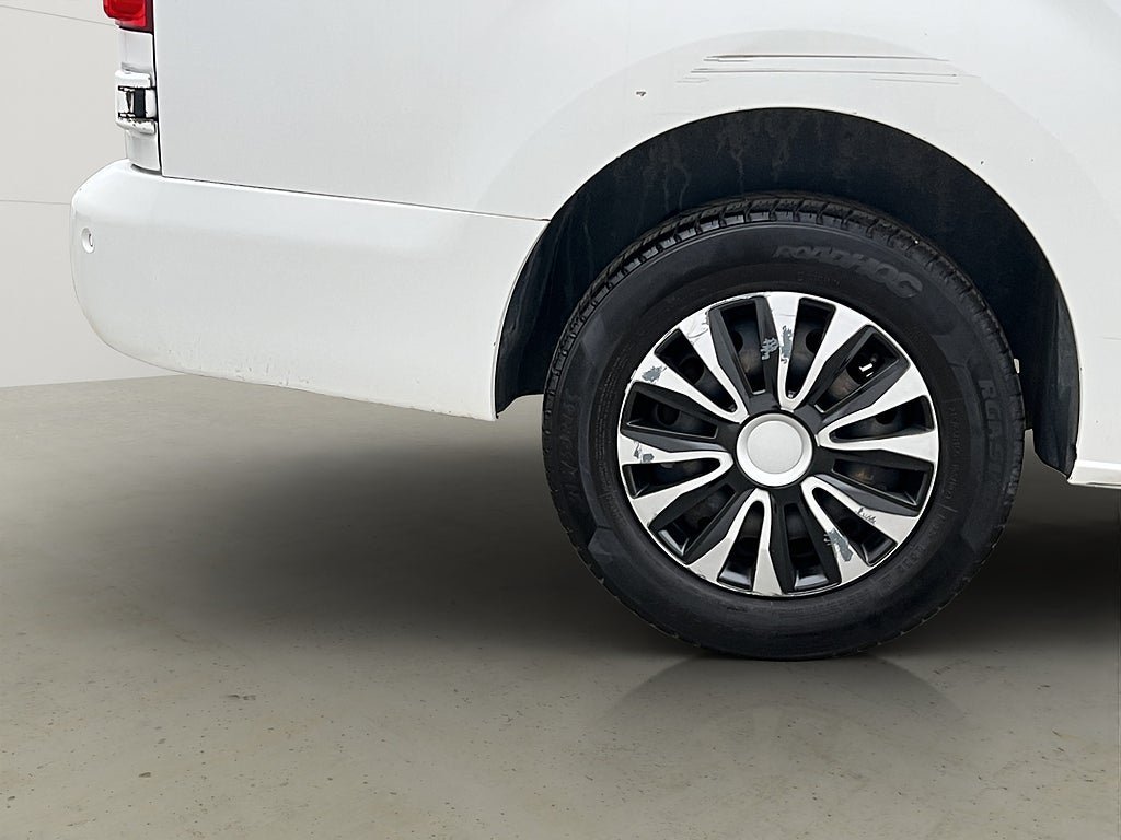 Vehicle Image 31