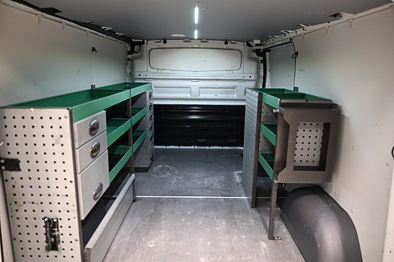 Vehicle Image 8
