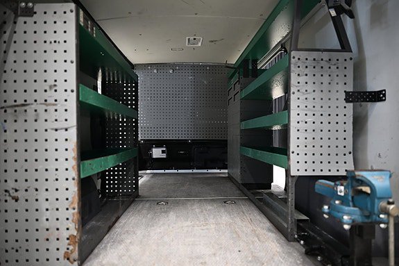 Vehicle Image 11