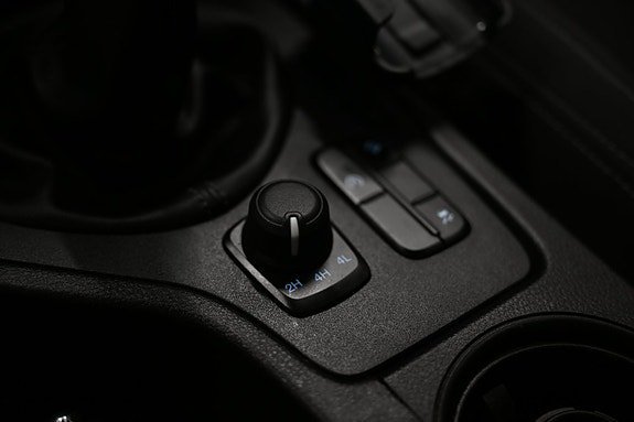 Vehicle Image 22