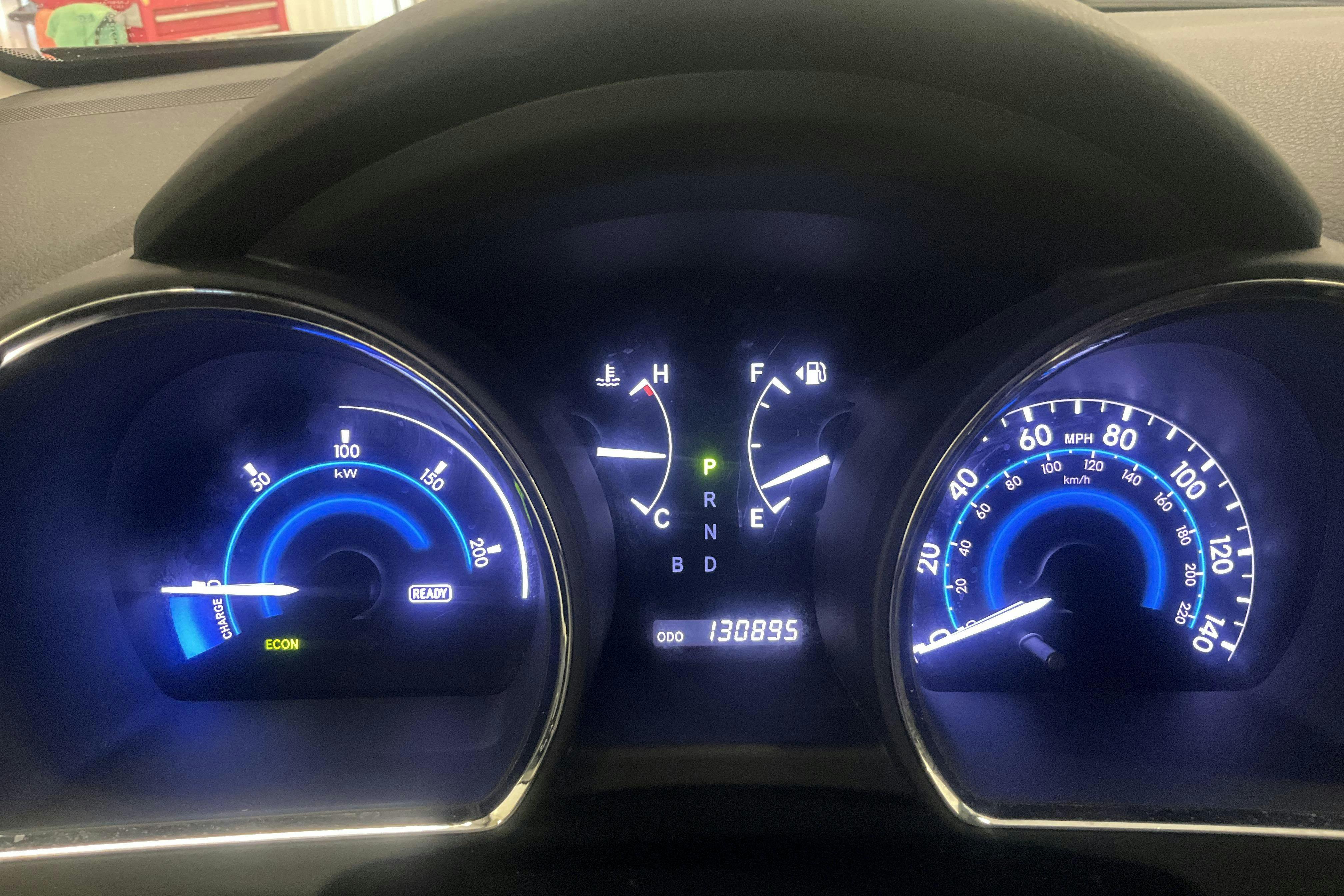 Vehicle Image 12