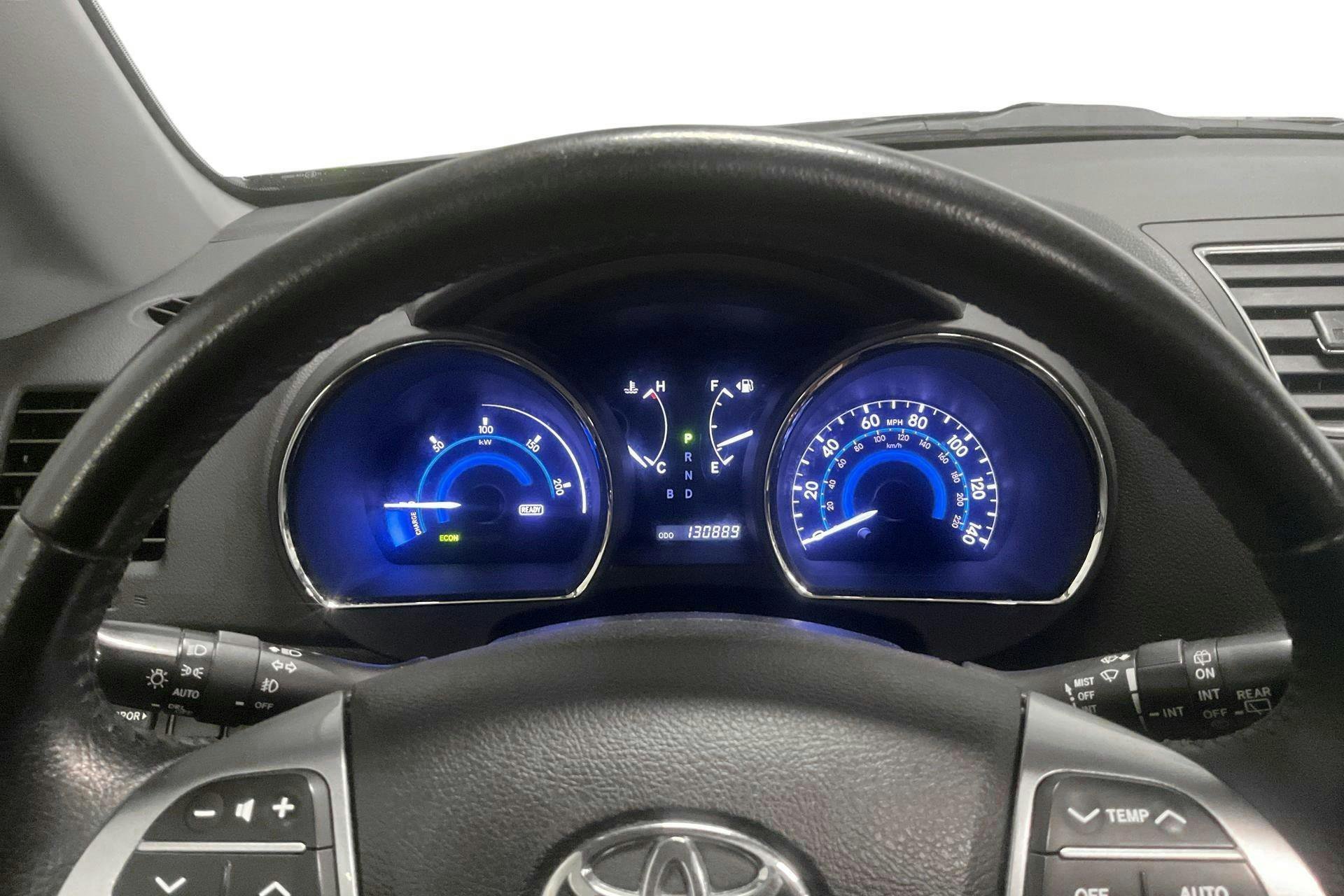 Vehicle Image 13