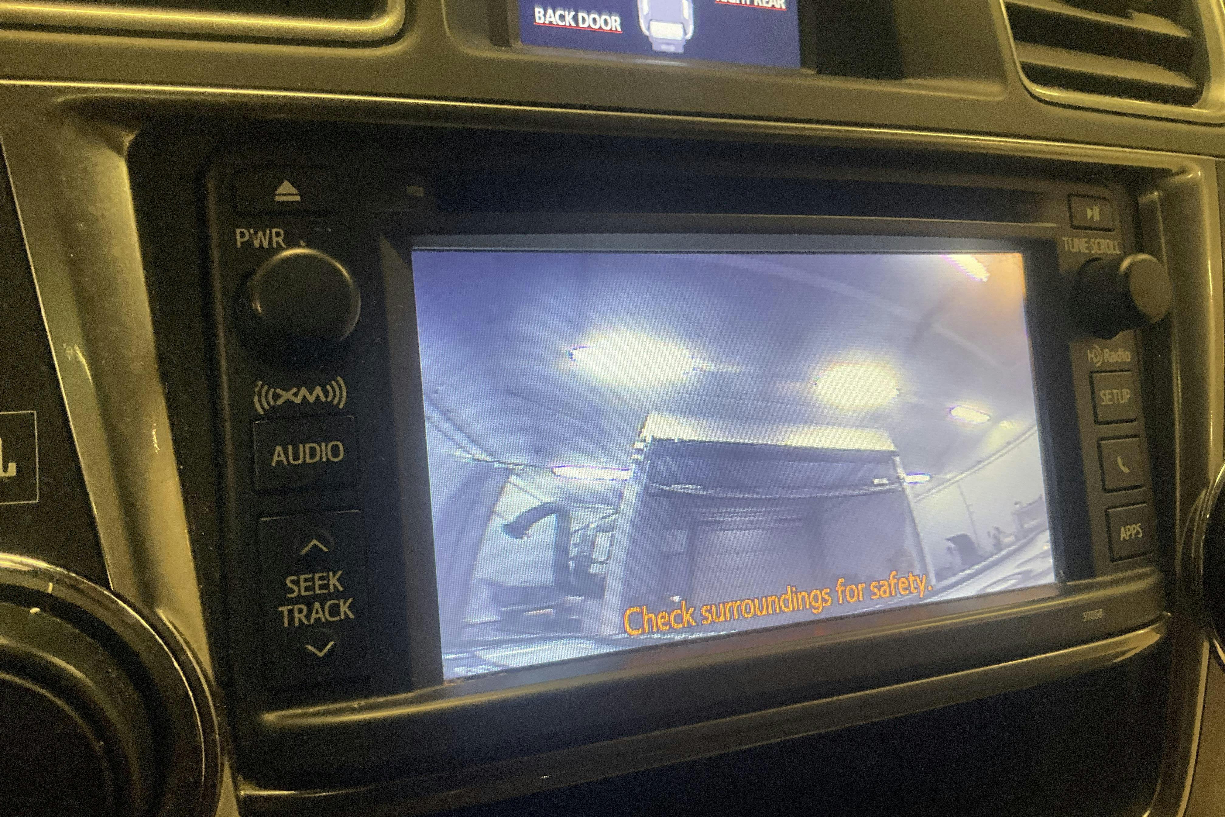 Vehicle Image 14