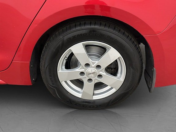 Vehicle Image 25