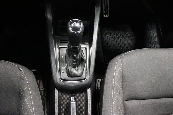 Vehicle Image 17