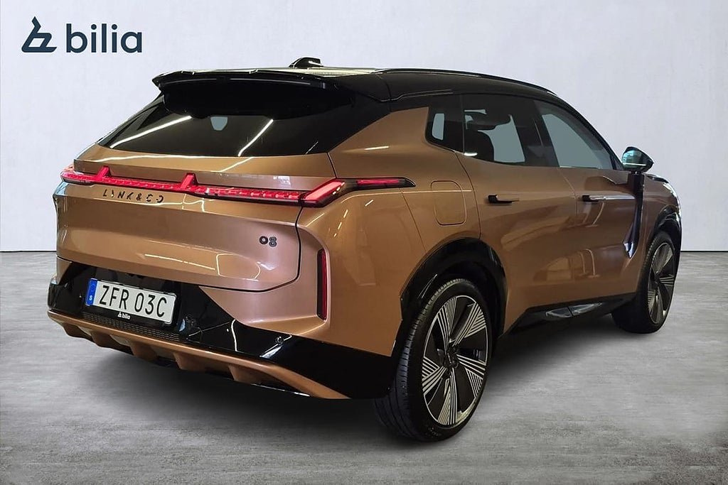 Vehicle Image 9