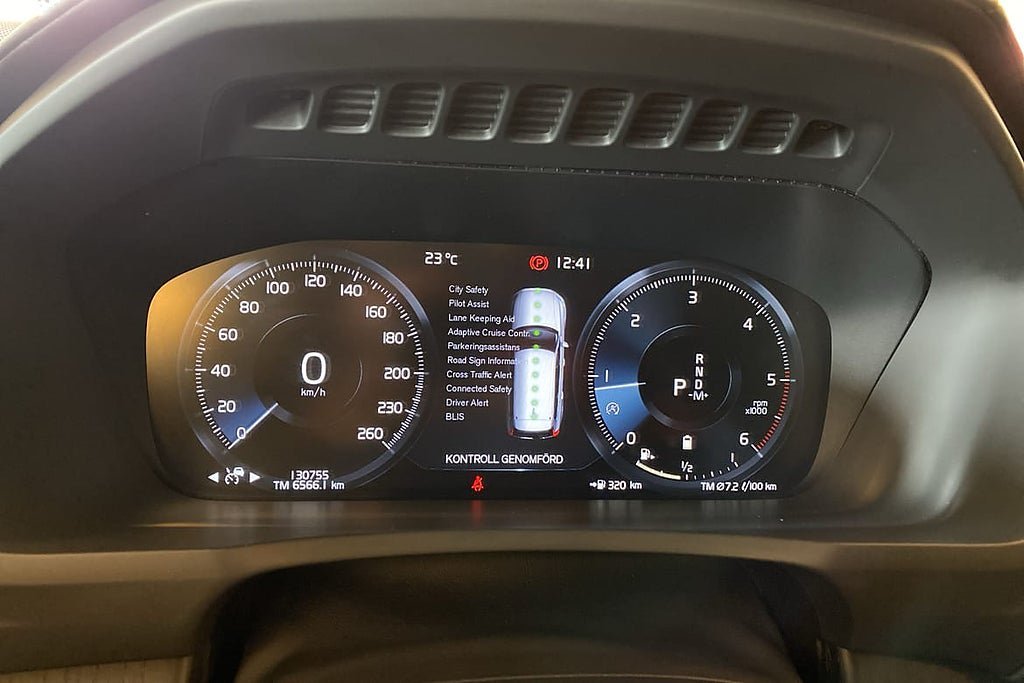 Vehicle Image 40
