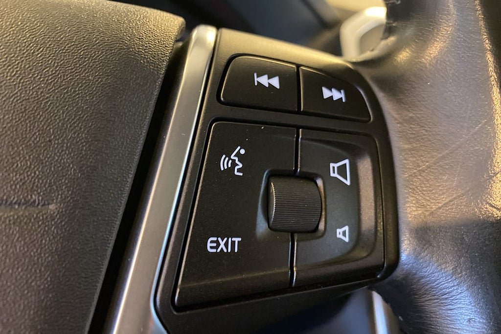 Vehicle Image 24