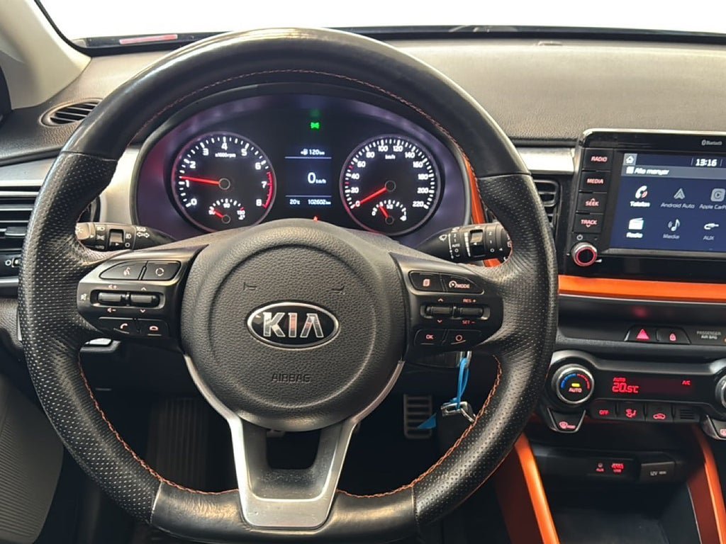 Vehicle Image 19