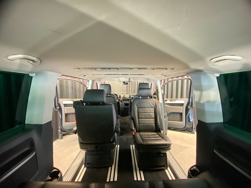 Vehicle Image 32