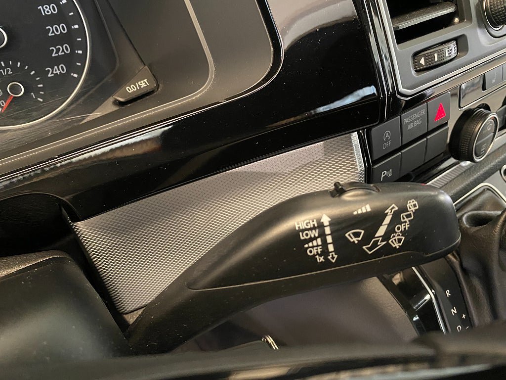 Vehicle Image 60