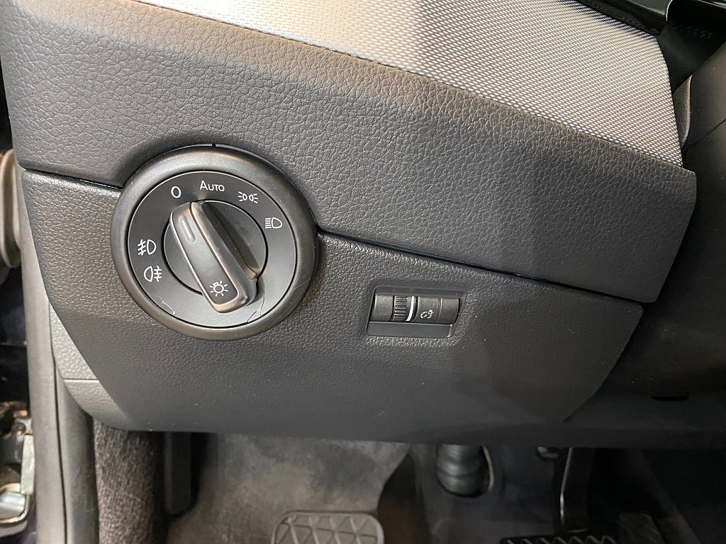 Vehicle Image 62