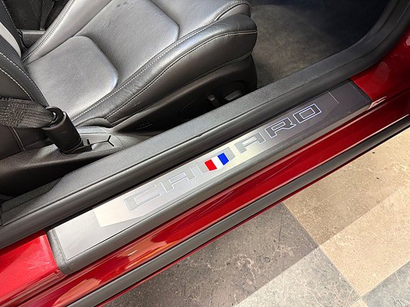Vehicle Image 32