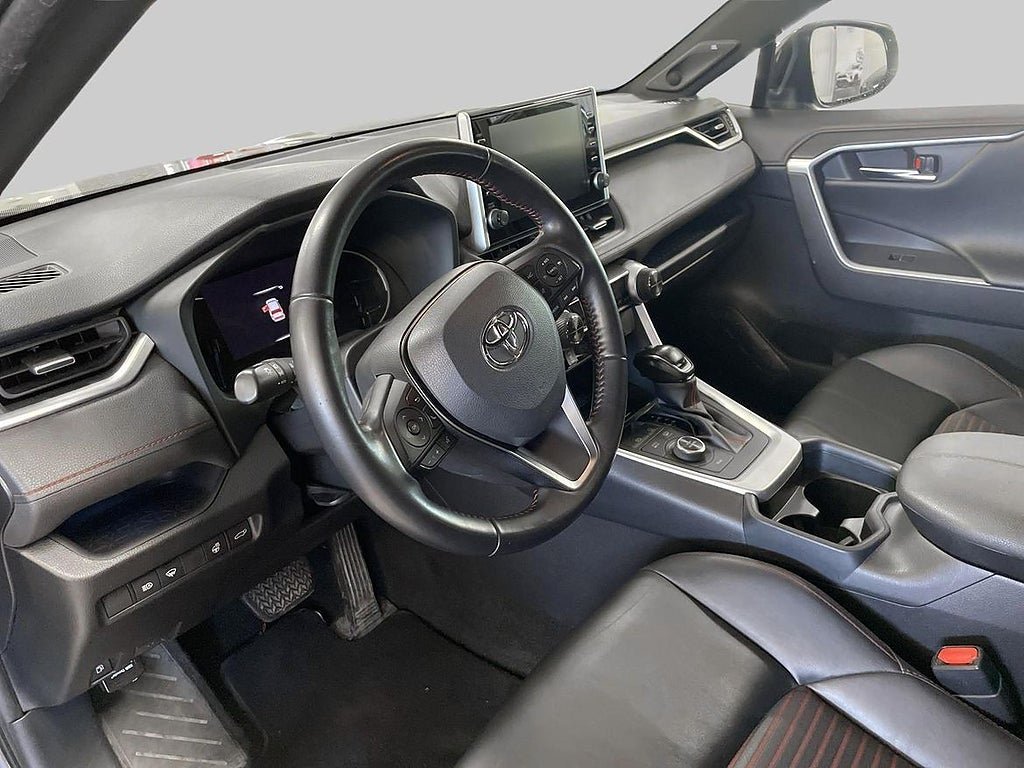 Vehicle Image 14