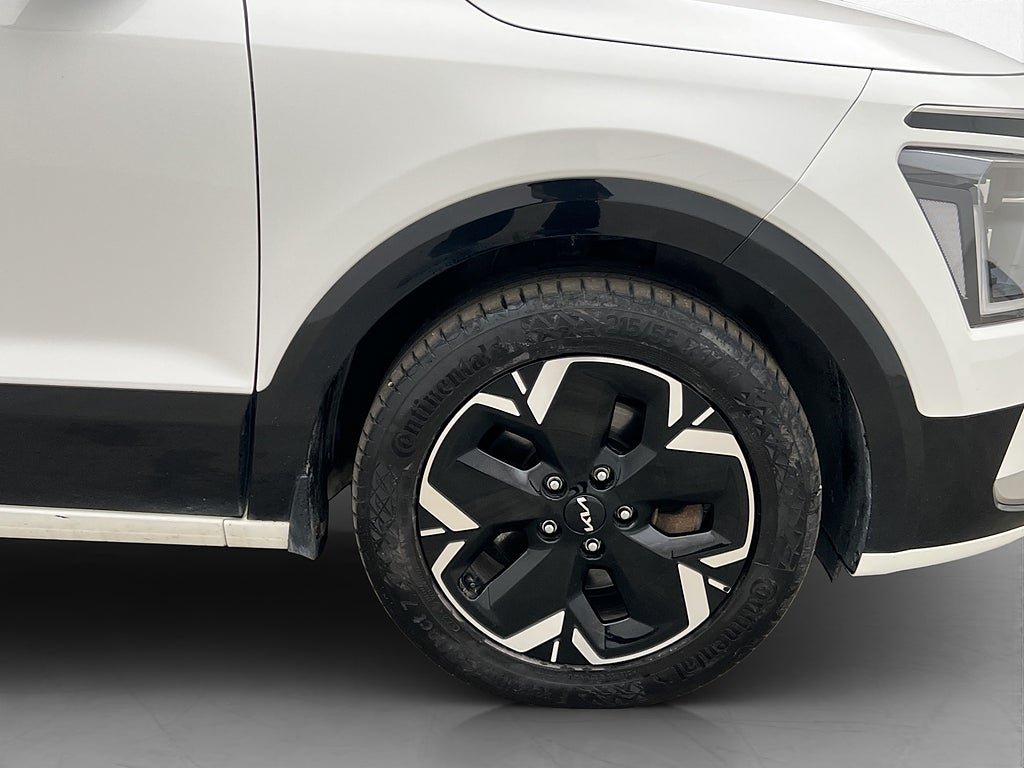 Vehicle Image 31