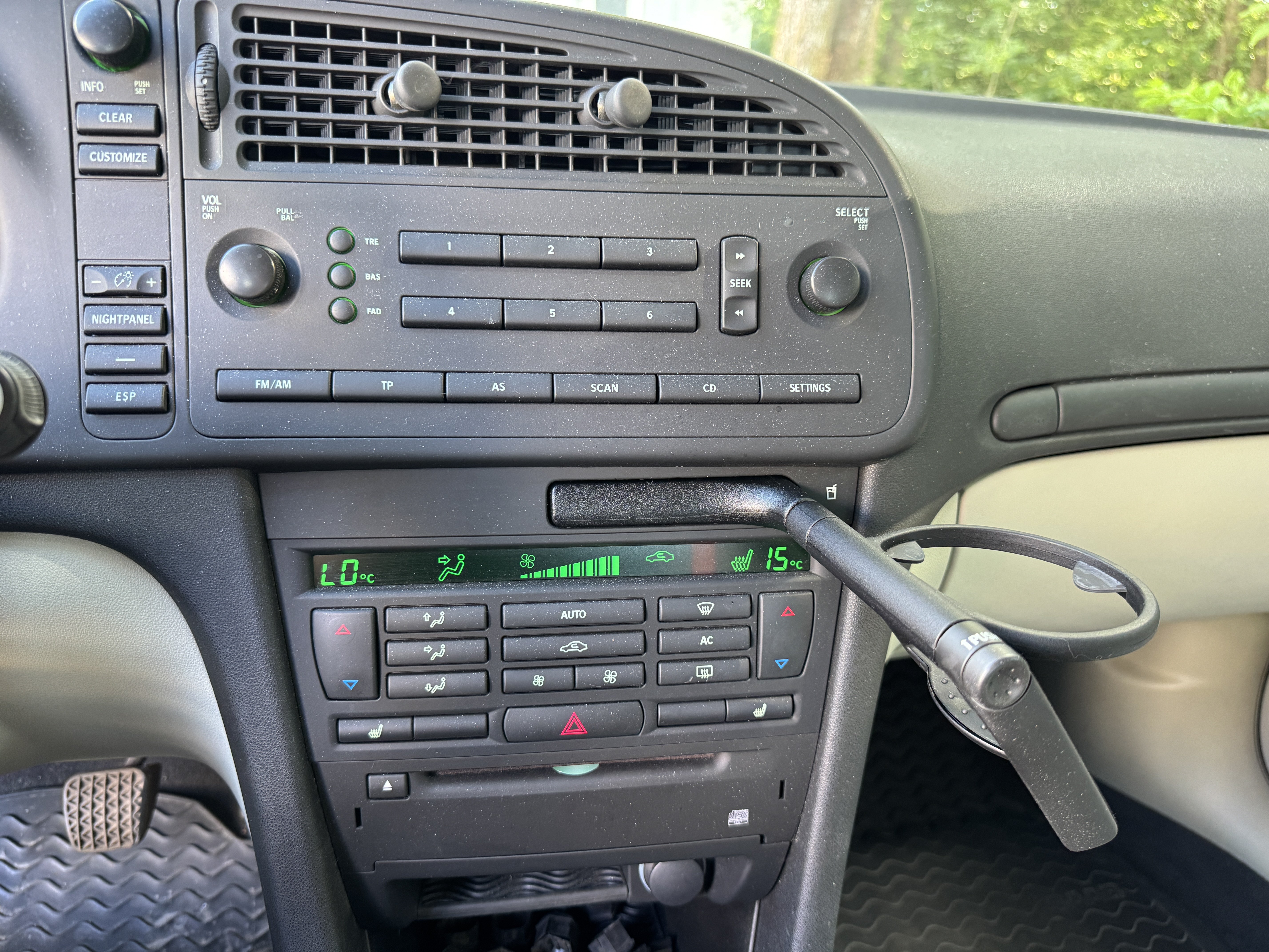 Vehicle Image 35