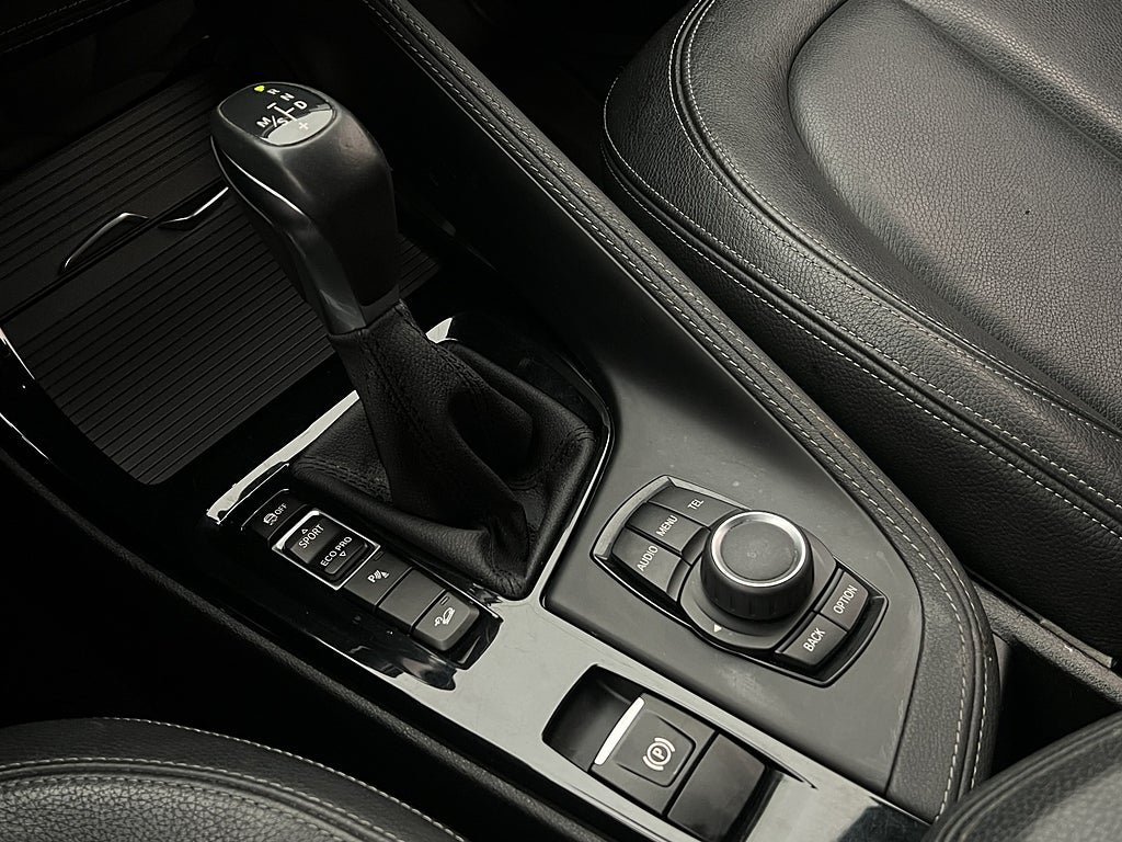 Vehicle Image 26