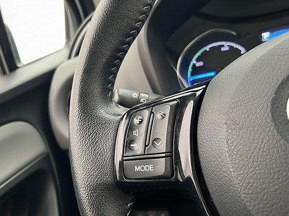 Vehicle Image 22