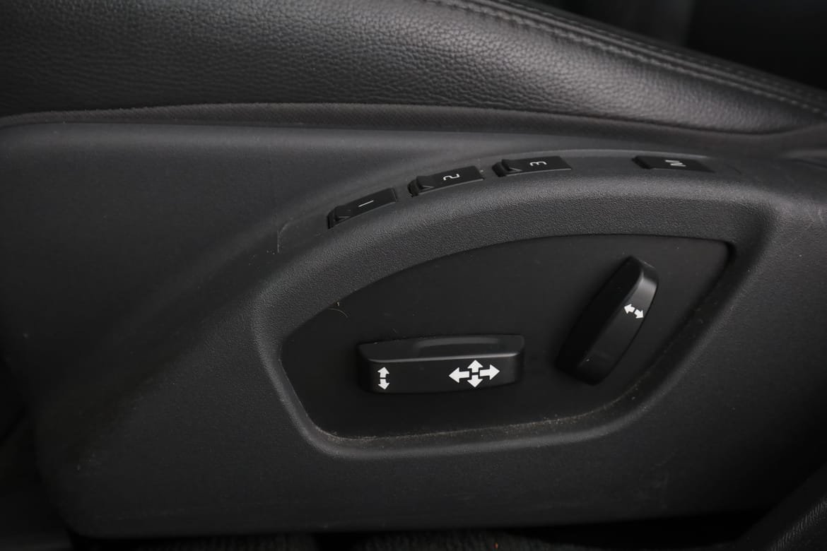 Vehicle Image 36