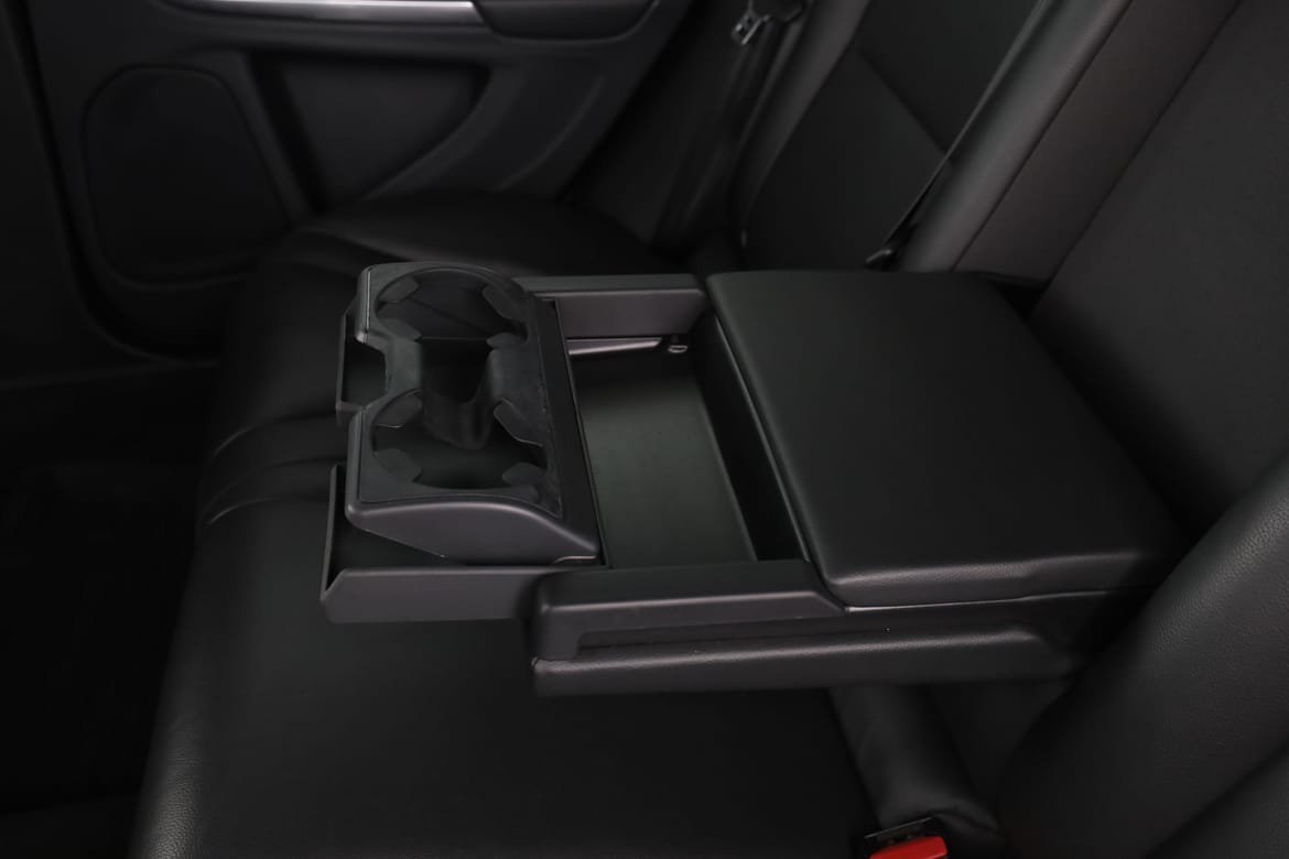 Vehicle Image 38