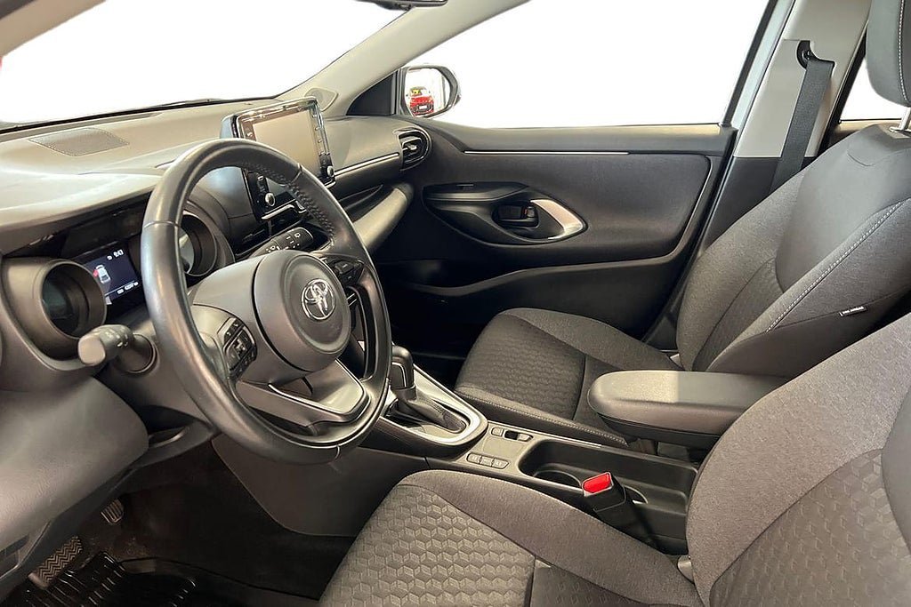 Vehicle Image 14