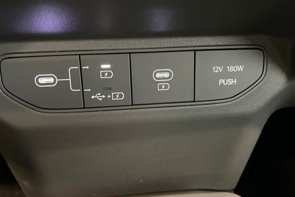 Vehicle Image 22