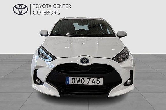 Vehicle Image 7