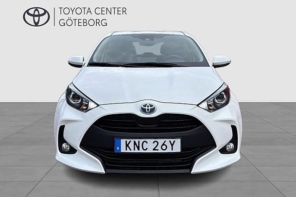 Vehicle Image 7