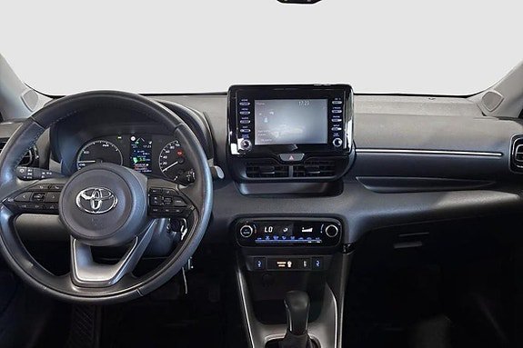 Vehicle Image 10