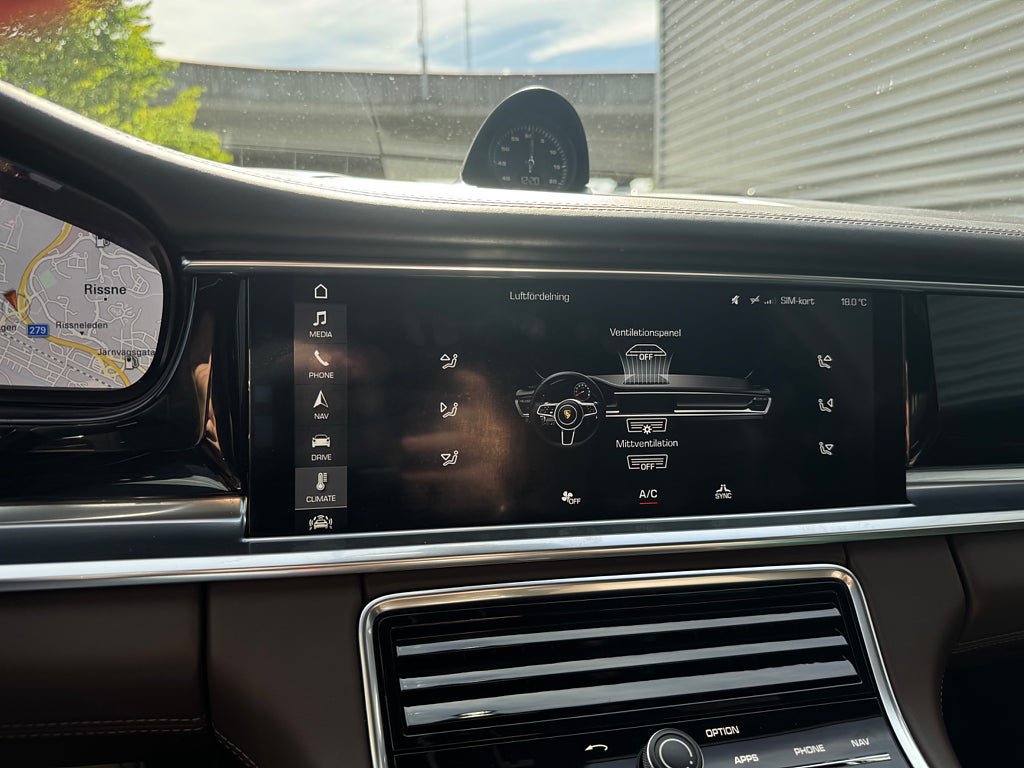 Vehicle Image 35